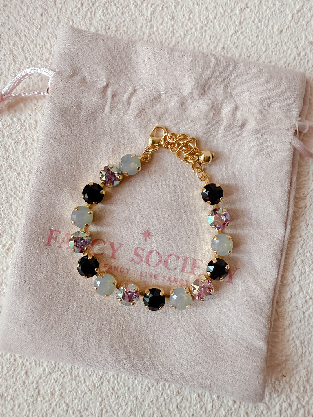 Lively Noir Glam Bracelet